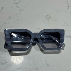 Off-White Marble Blue Square Glasses